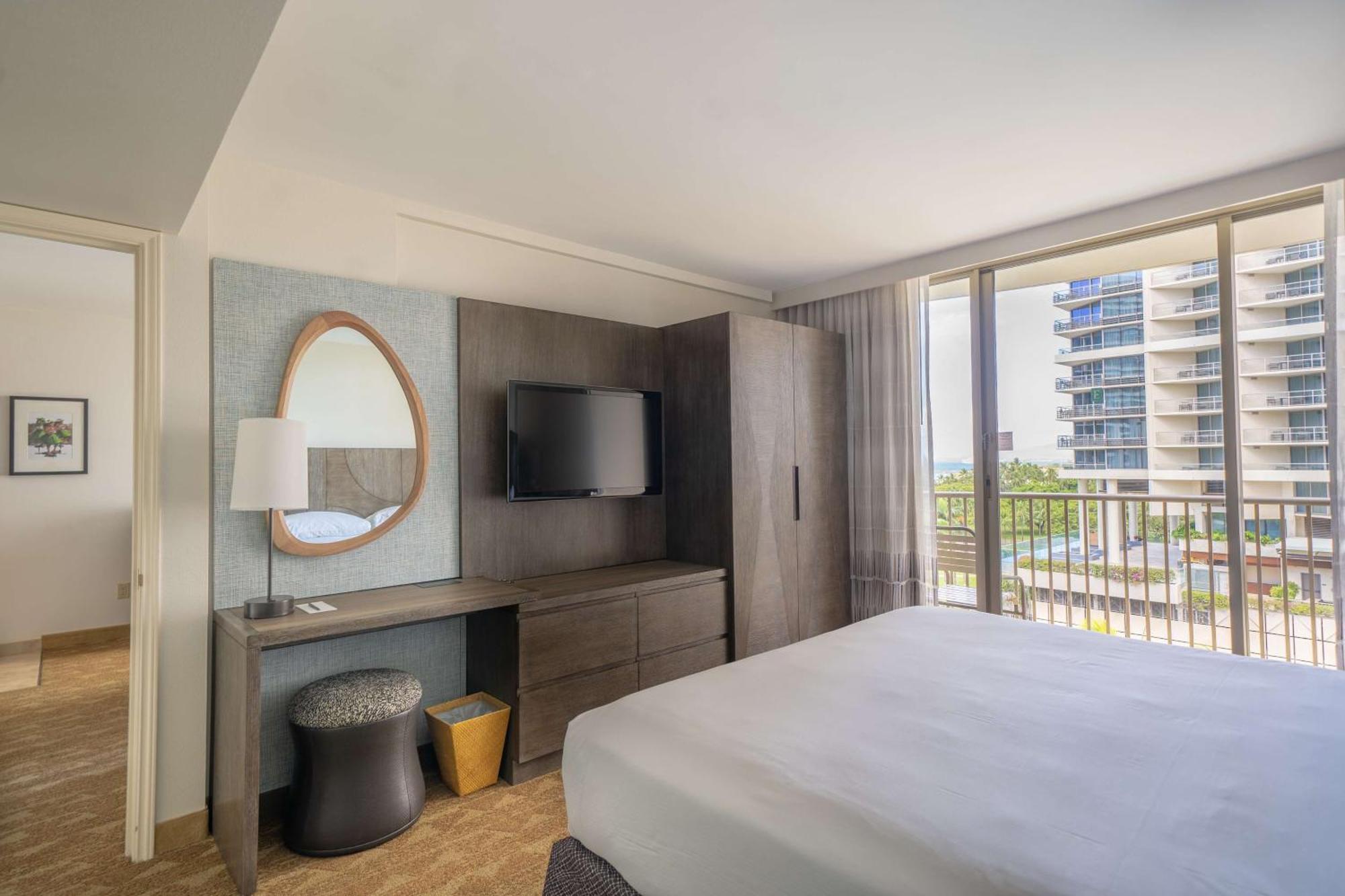 Embassy Suites By Hilton Waikiki Beach Walk Гонолулу Экстерьер фото