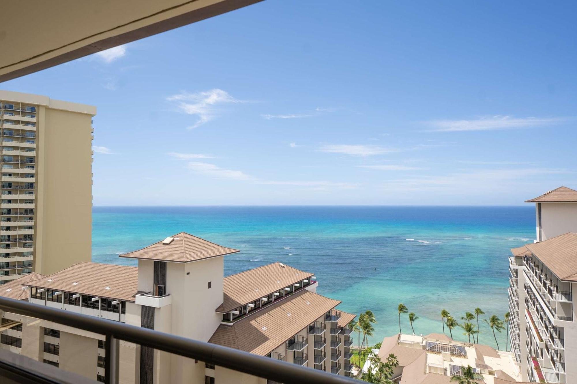 Embassy Suites By Hilton Waikiki Beach Walk Гонолулу Экстерьер фото