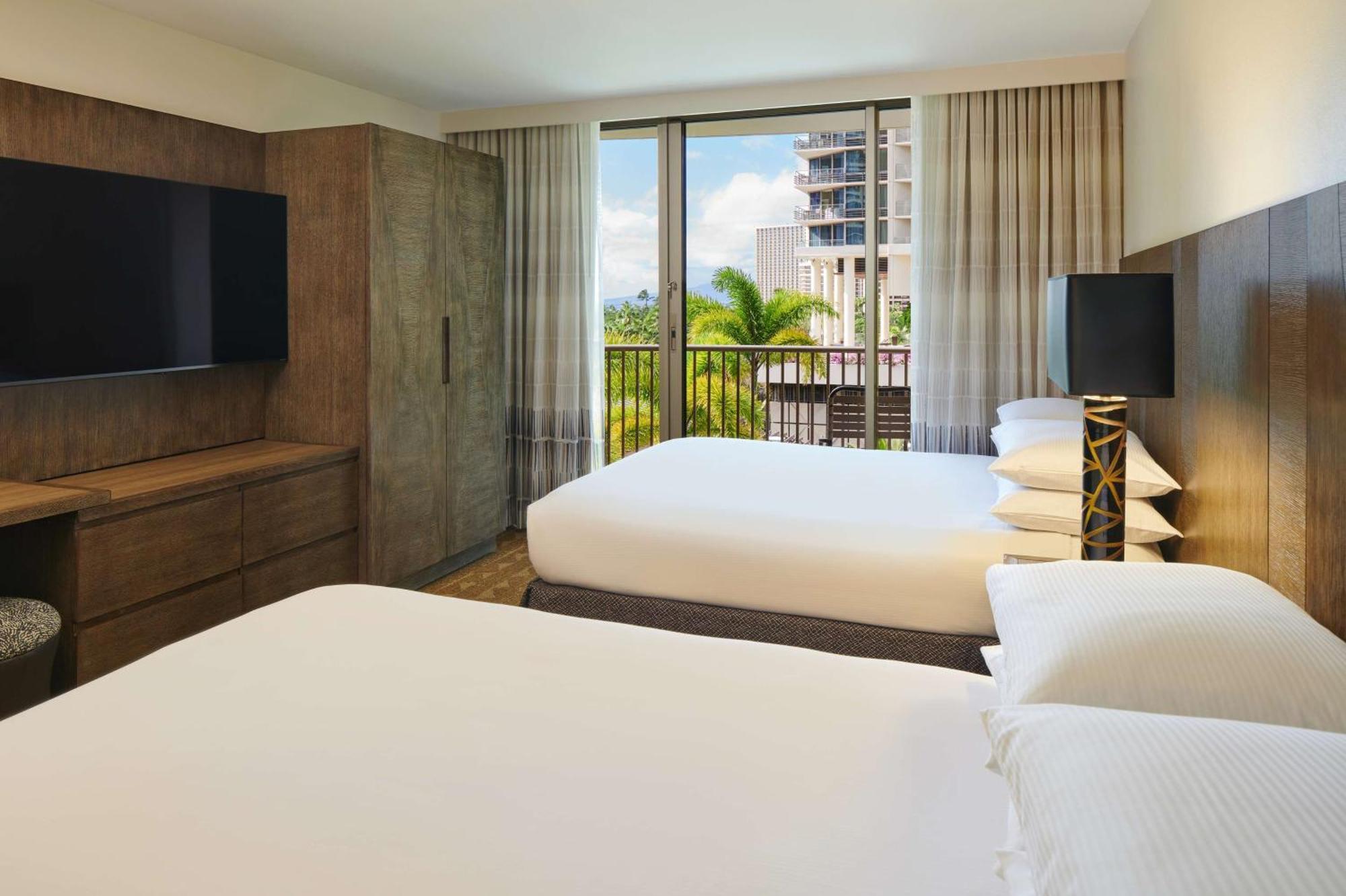 Embassy Suites By Hilton Waikiki Beach Walk Гонолулу Экстерьер фото