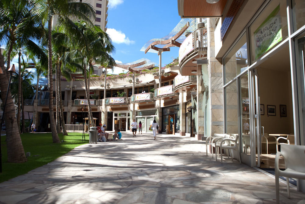 Embassy Suites By Hilton Waikiki Beach Walk Гонолулу Экстерьер фото